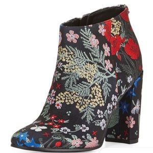NWT Sam Edelman Cambell Embroidered Booties